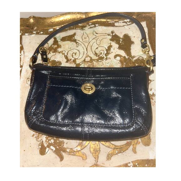 VINTAGE Coach Legacy Black Leather Turnlock Classic Wristlet Clutch - Picture 1 of 4